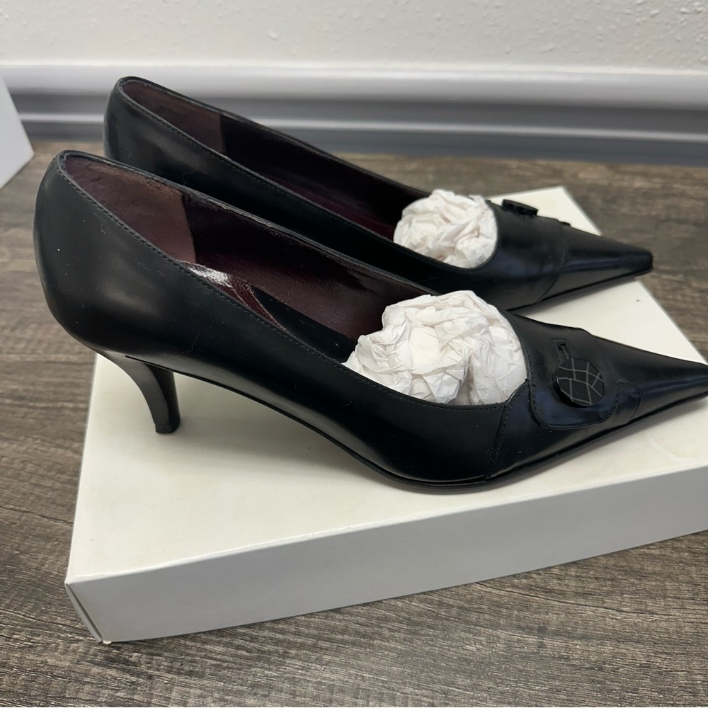 Via Spiga Black Pointed Leather 3” Heels Pumps NWB - Picture 6 of 12